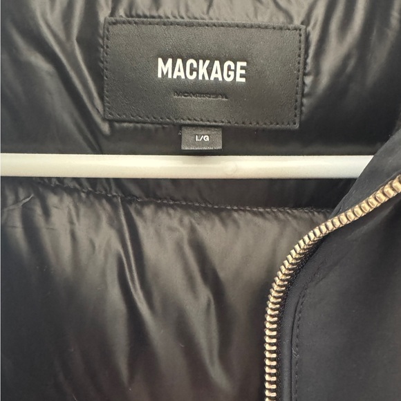 TRISH Powder Touch down coat with natural fur
Signature Mackage Collar - Picture 5 of 10